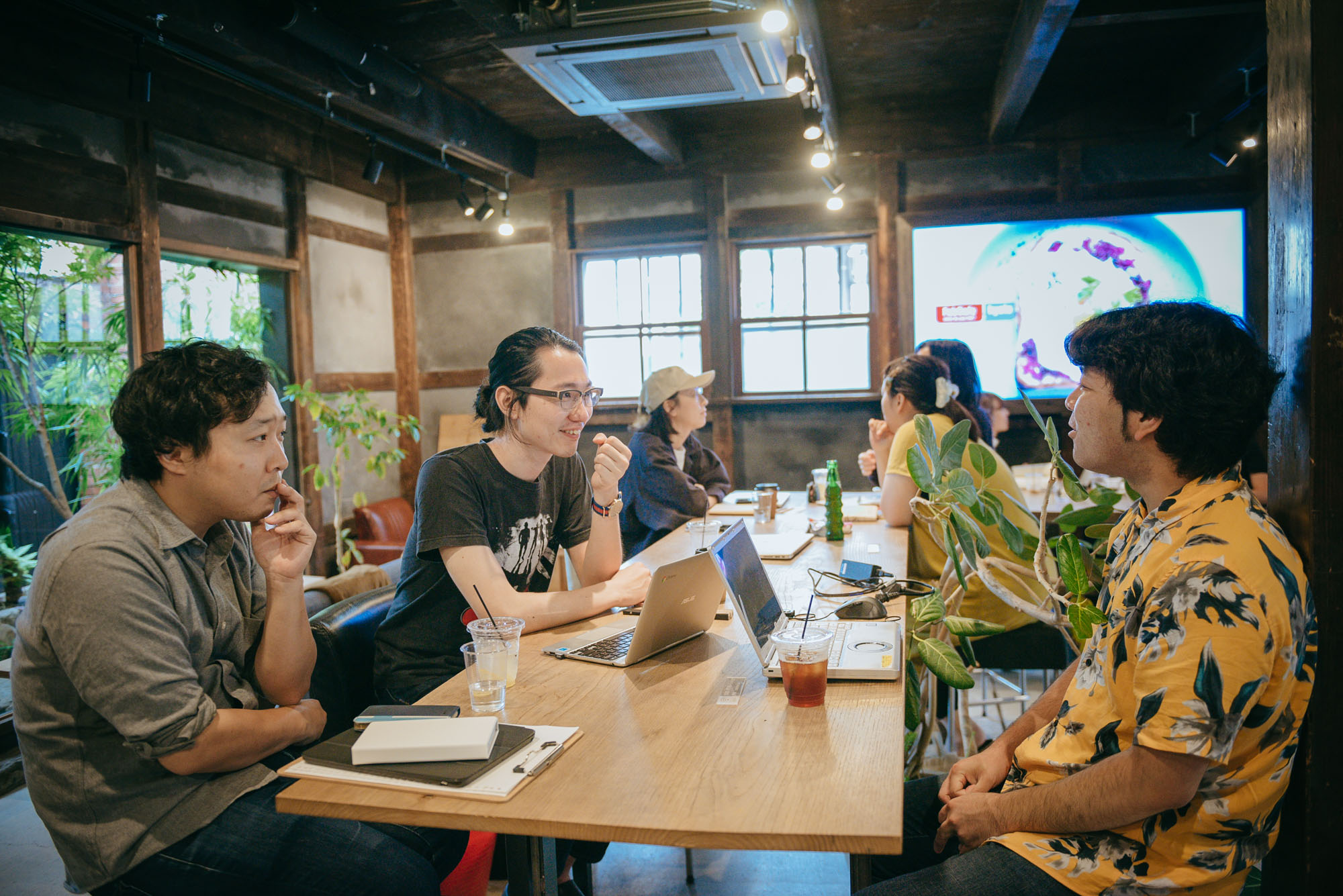 190628_staff-wanted_2